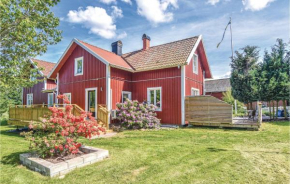4 Bedroom Nice Home In Sollebrunn